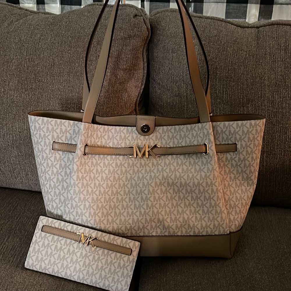 MK brand new used once